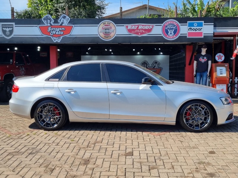 A4 2.0 TFSI ATTRACTION 180CV GASOLINA 4P MULTITRONIC - 2013 - TEUTôNIA