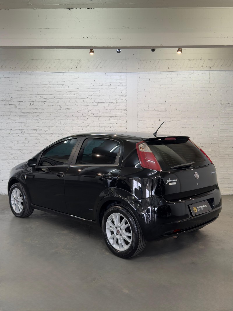 PUNTO 1.4 ATTRACTIVE ITALIA 8V FLEX 4P MANUAL - 2012 - CAXIAS DO SUL