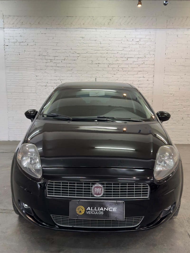 PUNTO 1.4 ATTRACTIVE ITALIA 8V FLEX 4P MANUAL - 2012 - CAXIAS DO SUL