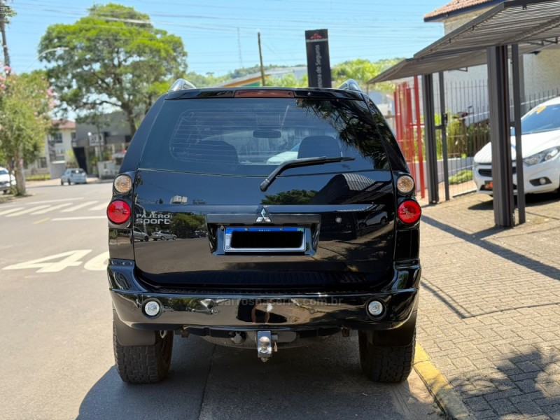 PAJERO 3.5 HPE 4X4 V6 24V FLEX 4P AUTOMÁTICO - 2009 - PAROBé