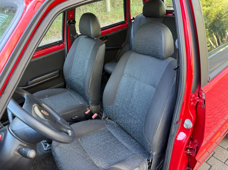 UNO 1.0 MPI MILLE WAY ECONOMY 8V FLEX 4P MANUAL - 2013 - GUAPORé