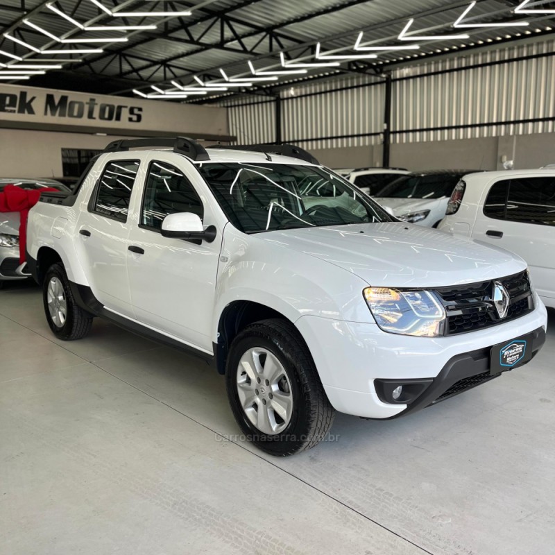 DUSTER OROCH 1.6 16V FLEX EXPRESSION 4P MANUAL - 2021 - CANOAS