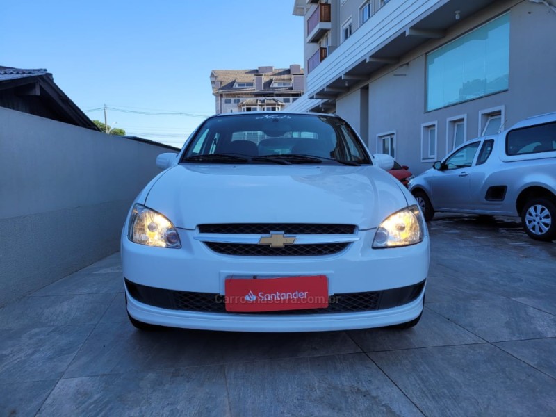 CLASSIC 1.0 VHC LS 8V FLEX 4P MANUAL - 2014 - CANELA