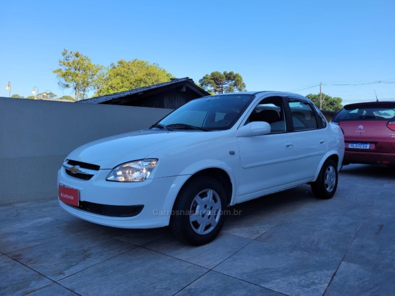 CLASSIC 1.0 VHC LS 8V FLEX 4P MANUAL - 2014 - CANELA