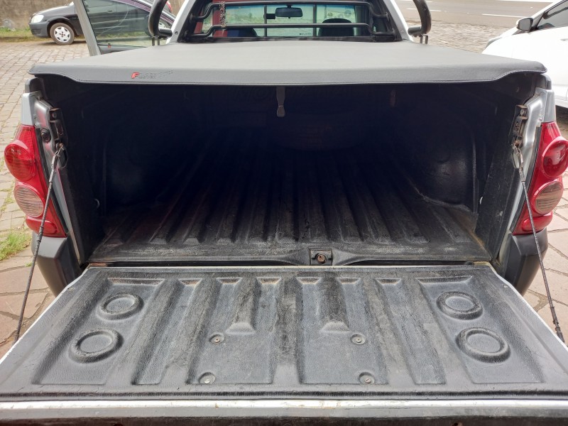 MONTANA 1.4 MPFI CONQUEST CS 8V FLEX 2P MANUAL - 2009 - CAXIAS DO SUL