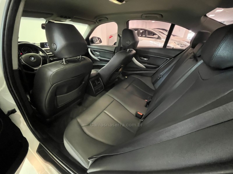 320I 2.0 16V TURBO ACTIVE FLEX 4P AUTOMÁTICO - 2015 - BENTO GONçALVES
