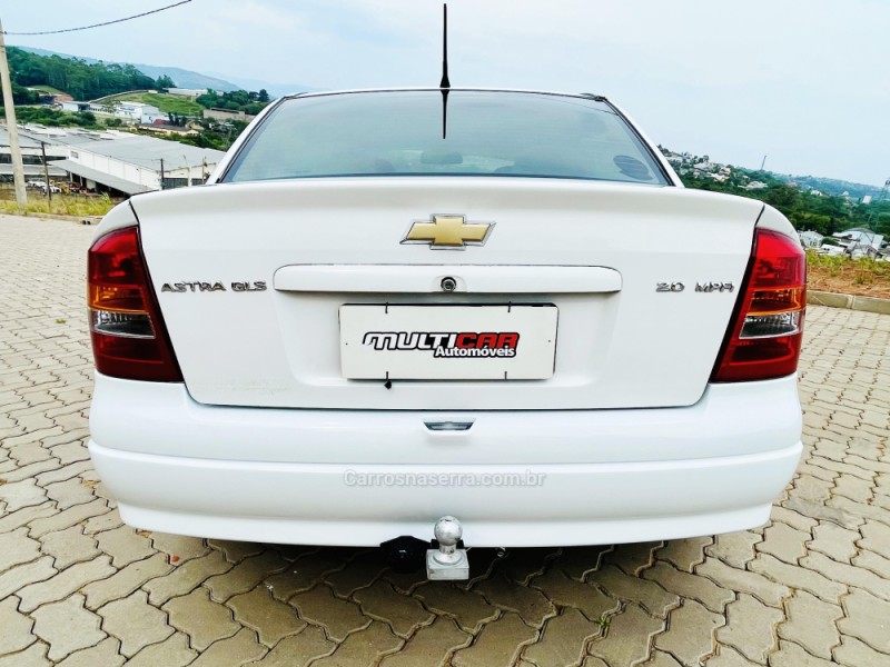 ASTRA 2.0 SFI GLS SEDAN 16V GASOLINA 4P MANUAL - 1999 - CAMPO BOM
