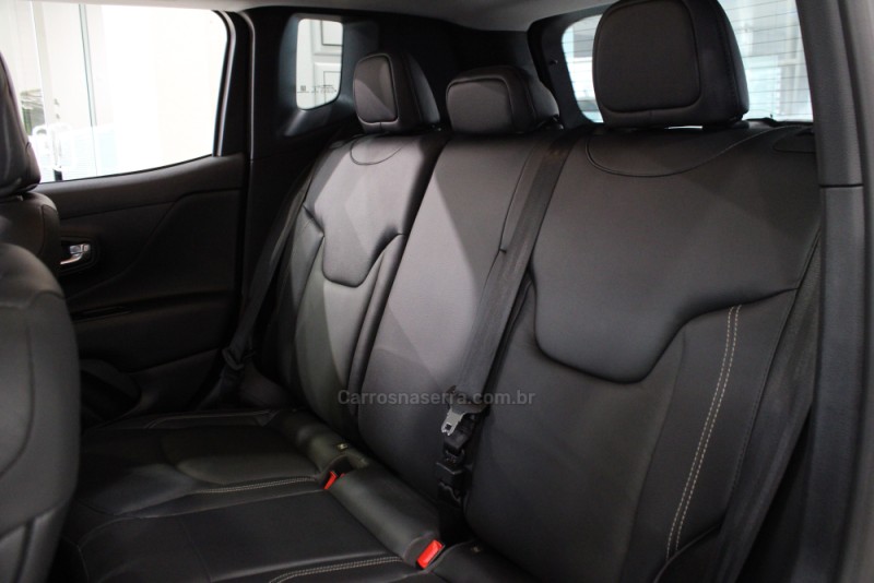 RENEGADE 1.8 16V FLEX LONGITUDE 4P AUTOMÁTICO - 2016 - CAXIAS DO SUL