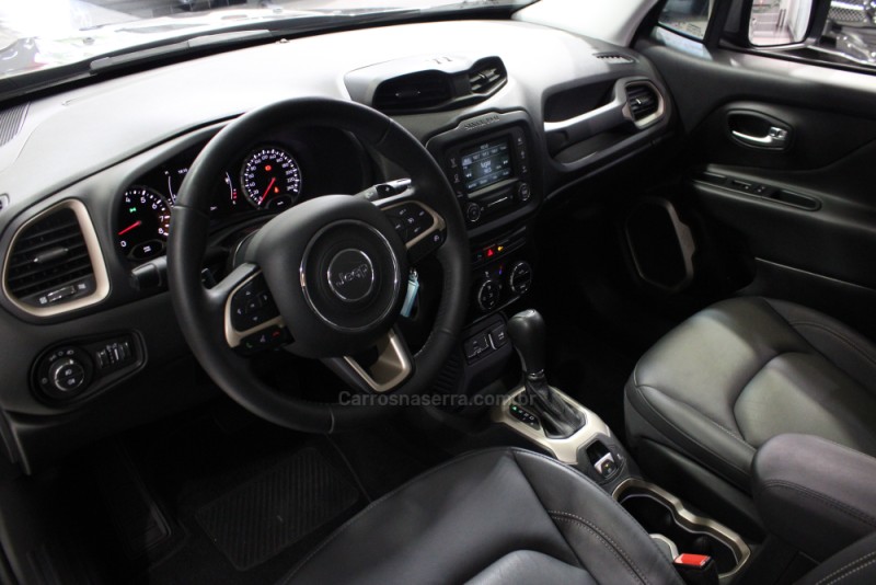 RENEGADE 1.8 16V FLEX LONGITUDE 4P AUTOMÁTICO - 2016 - CAXIAS DO SUL