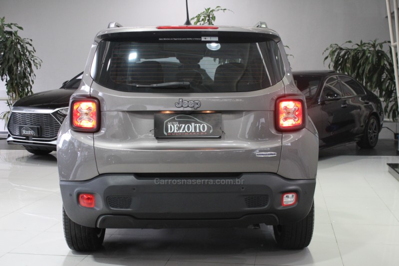 RENEGADE 1.8 16V FLEX LONGITUDE 4P AUTOMÁTICO - 2016 - CAXIAS DO SUL