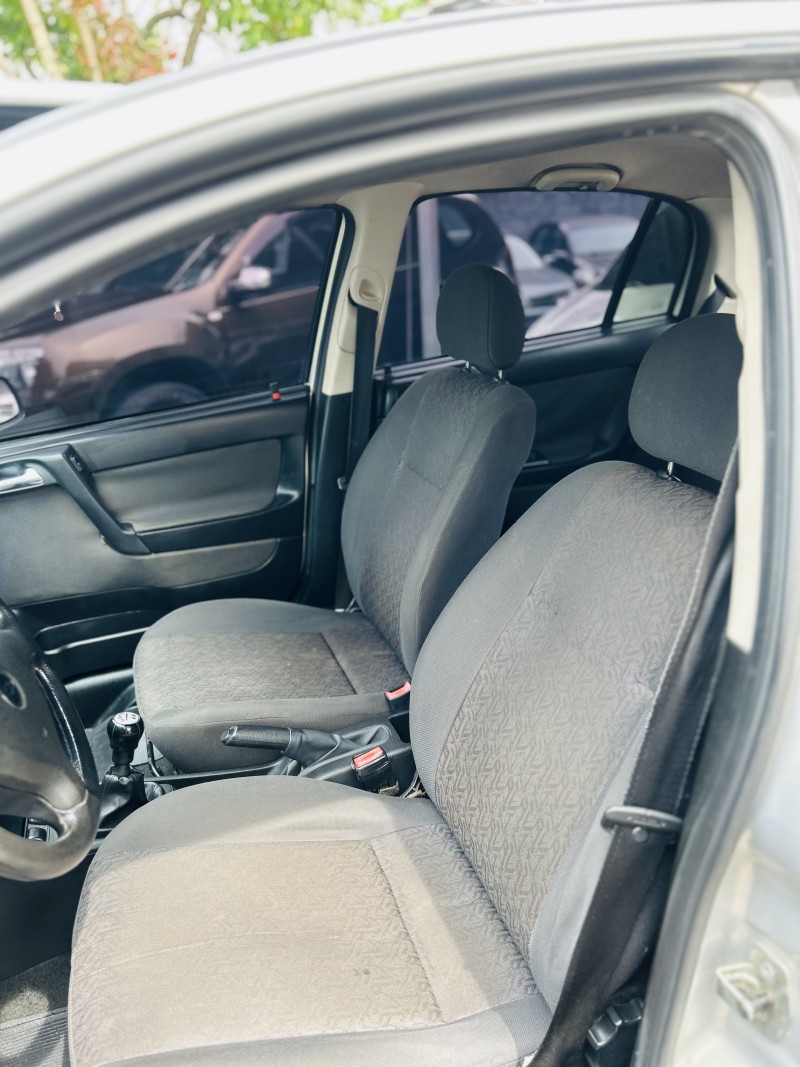 ASTRA 2.0 MPFI COMFORT 8V FLEX 4P MANUAL - 2005 - CAXIAS DO SUL