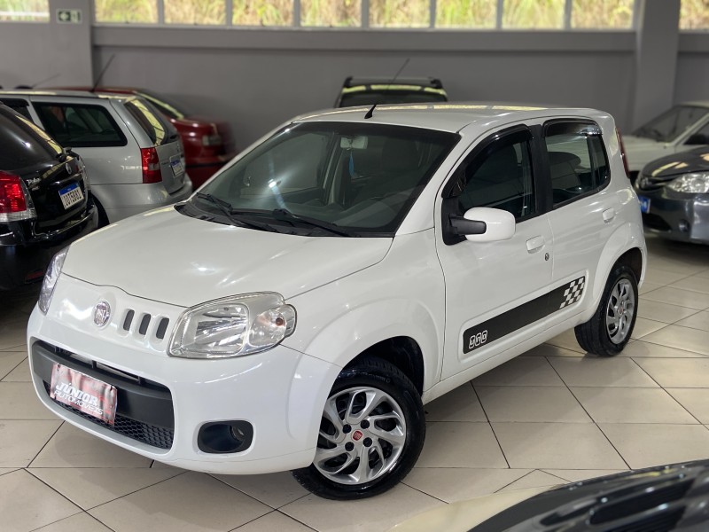 UNO 1.0 VIVACE 8V FLEX 4P MANUAL