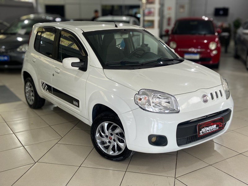 UNO 1.0 VIVACE 8V FLEX 4P MANUAL - 2011 - CAXIAS DO SUL