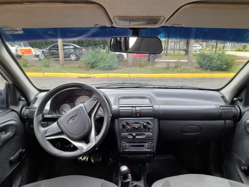 CORSA 1.0 MPFI MILENIUM II SEDAN 8V GASOLINA 4P MANUAL - 2001 - FARROUPILHA