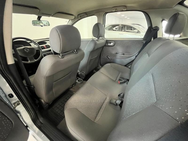 CORSA 1.4 MPFI PREMIUM SEDAN 8V FLEX 4P MANUAL - 2010 - BENTO GONçALVES