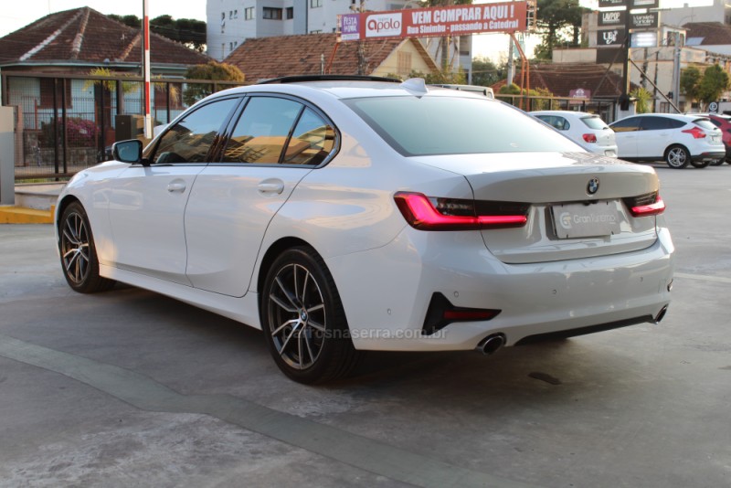 320I 2.0 SPORT GP 16V TURBO ACTIVE FLEX 4P AUTOMÁTICO - 2021 - CAXIAS DO SUL