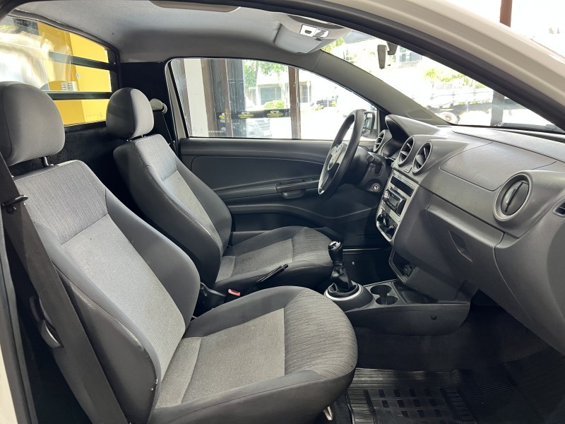 SAVEIRO 1.6 MI CS 8V FLEX 2P MANUAL G.VI - 2014 - CAXIAS DO SUL