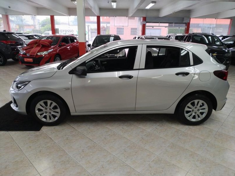 ONIX 1.0 HATCH TURBO 12V FLEX 4P AUTOMÁTICO - 2023 - CAXIAS DO SUL