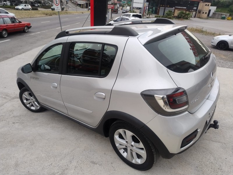SANDERO 1.6 STEPWAY 16V FLEX 4P AUTOMÁTICO - 2017 - CAXIAS DO SUL