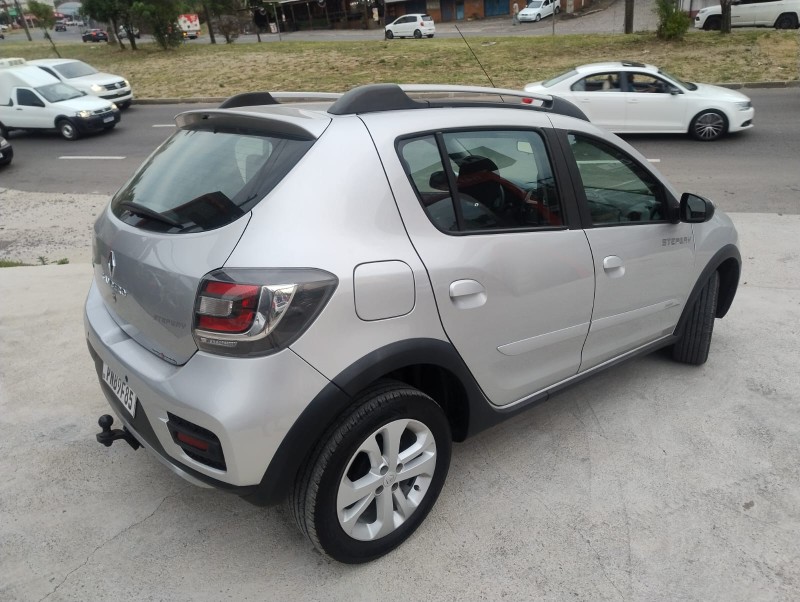 SANDERO 1.6 STEPWAY 16V FLEX 4P AUTOMÁTICO - 2017 - CAXIAS DO SUL