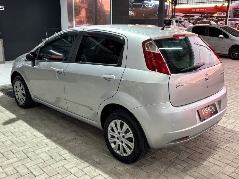 PUNTO 1.4 ATTRACTIVE 8V FLEX 4P MANUAL - 2011 - CAXIAS DO SUL