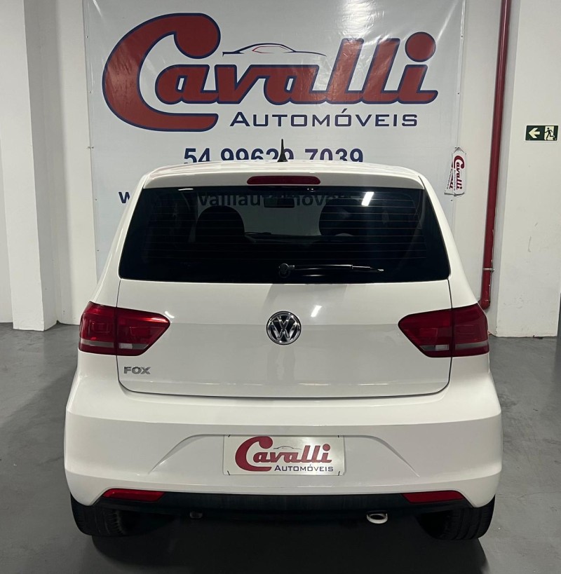 FOX 1.0 MPI TRENDLINE 12V FLEX 4P MANUAL - 2015 - CAXIAS DO SUL