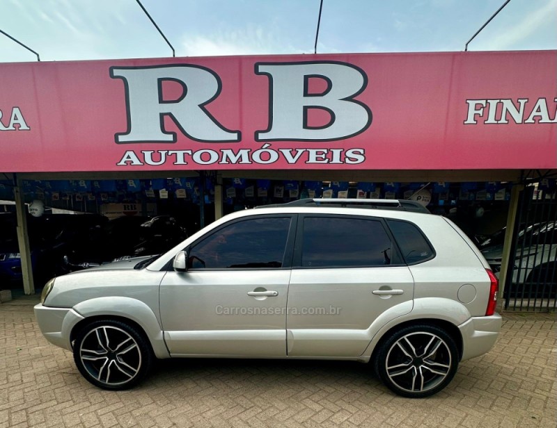 tucson 2.0 mpfi gls 16v 143cv 2wd gasolina 4p automatico 2011 parobe