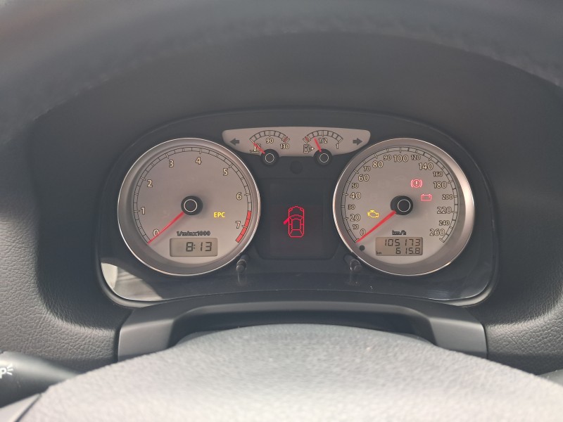 GOLF 1.6 MI SPORTLINE LIMITED EDITION 8V FLEX 4P MANUAL - 2014 - FLORES DA CUNHA