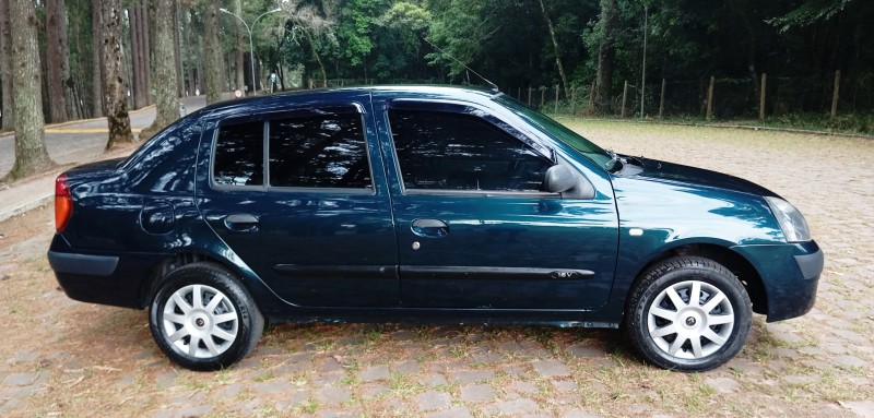 CLIO 1.0 EXPRESSION SEDAN 16V FLEX 4P MANUAL - 2005 - CAXIAS DO SUL