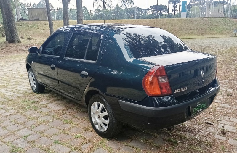 CLIO 1.0 EXPRESSION SEDAN 16V FLEX 4P MANUAL - 2005 - CAXIAS DO SUL