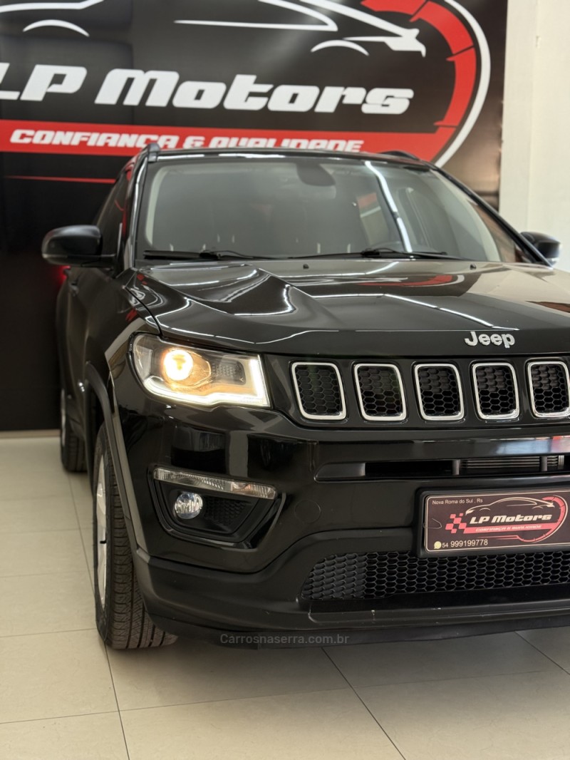 COMPASS 2.0 16V FLEX SPORT AUTOMÁTICO - 2017 - FARROUPILHA