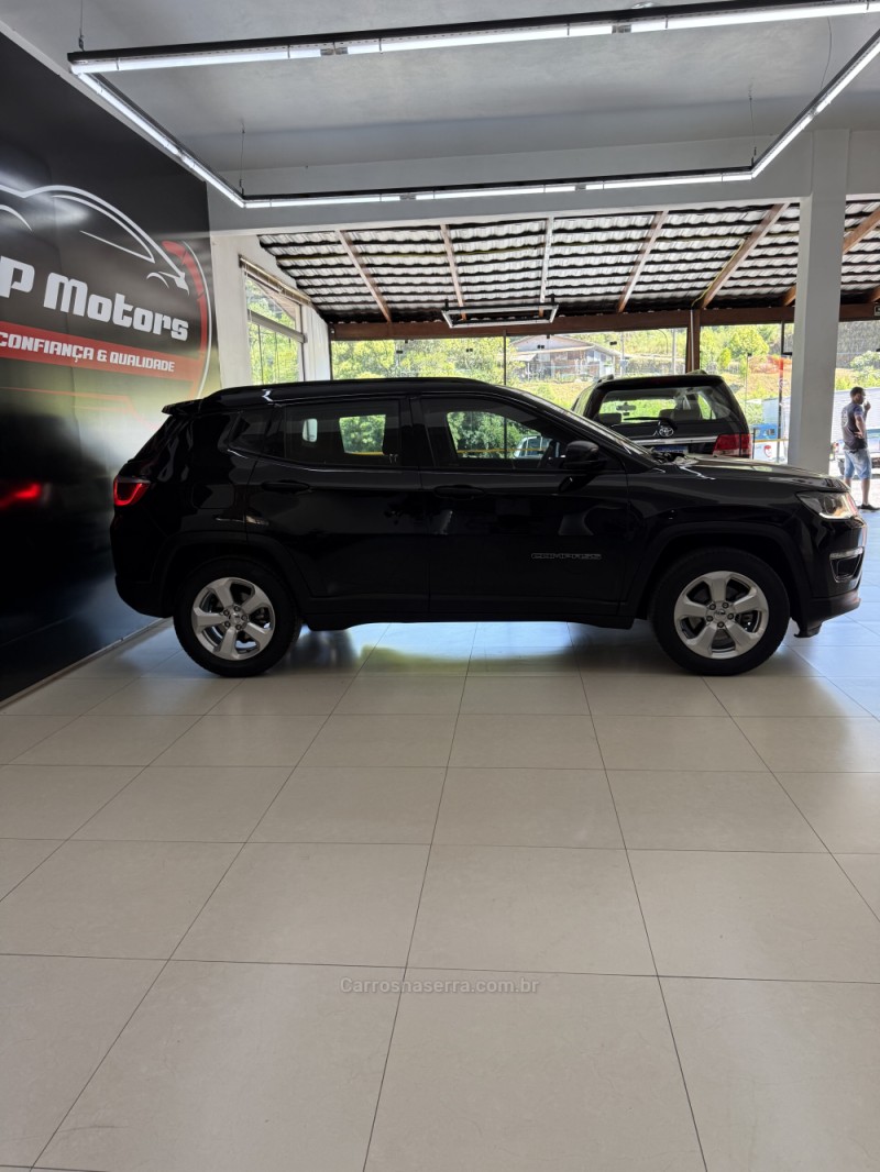 COMPASS 2.0 16V FLEX SPORT AUTOMÁTICO - 2017 - FARROUPILHA