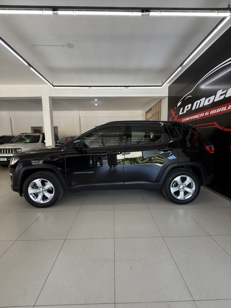 COMPASS 2.0 16V FLEX SPORT AUTOMÁTICO - 2017 - FARROUPILHA