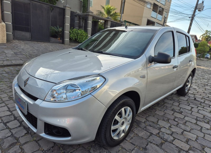 sandero 1.0 authentique 16v flex 4p manual 2012 caxias do sul