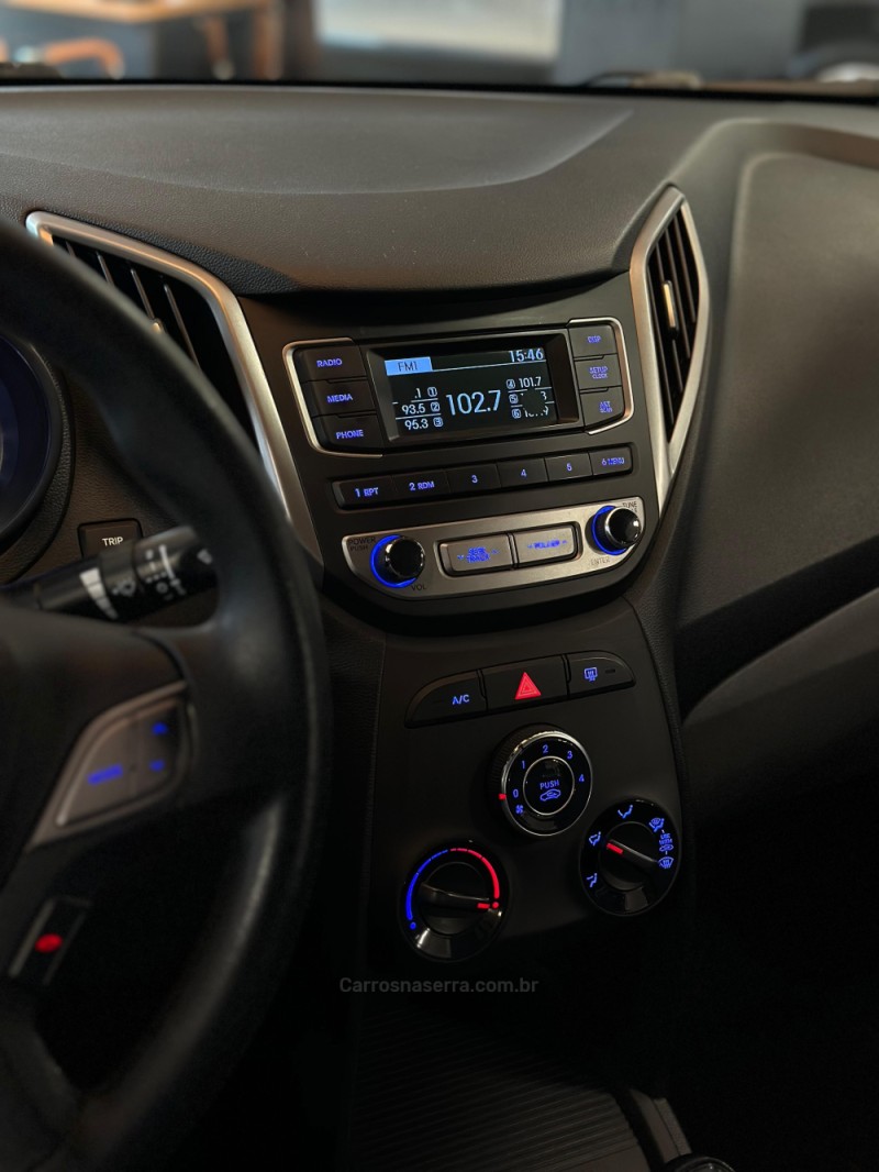 HB20S 1.6 COMFORT PLUS 16V FLEX 4P MANUAL - 2016 - CAXIAS DO SUL