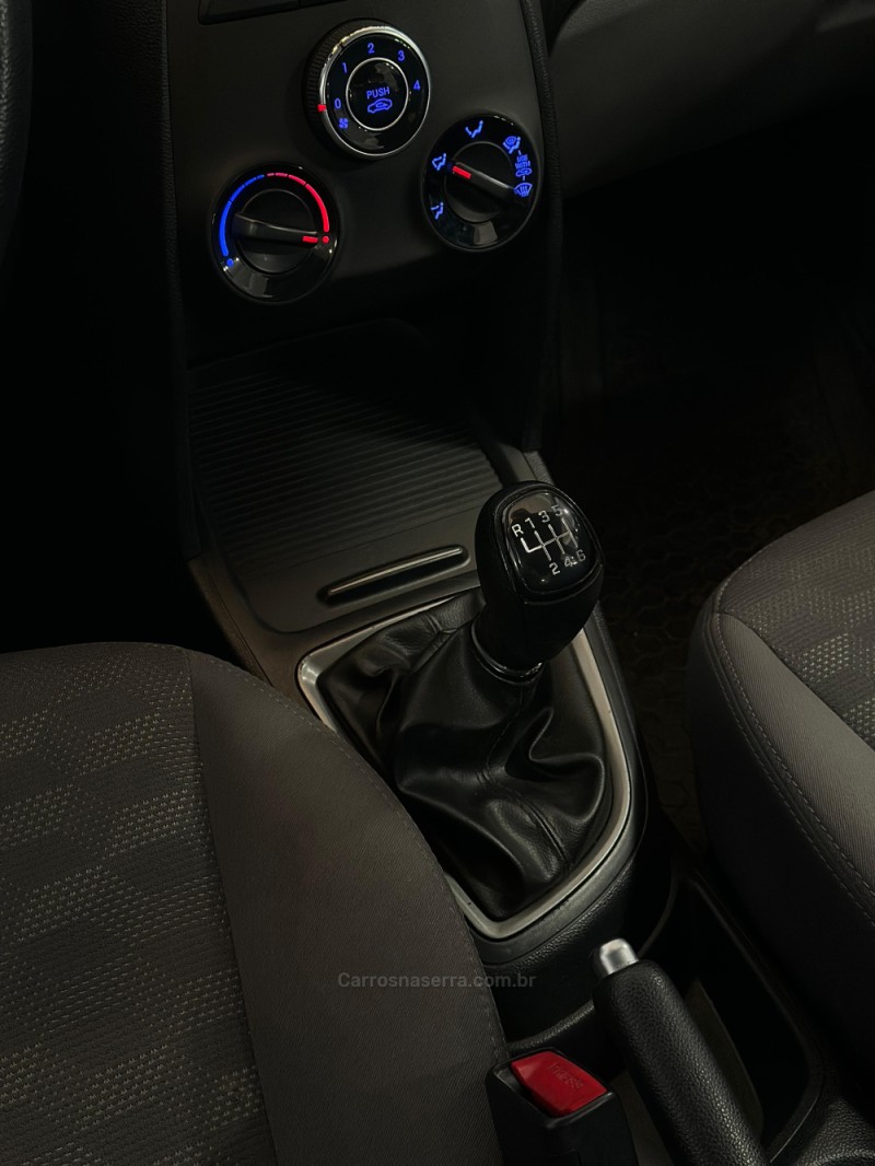 HB20S 1.6 COMFORT PLUS 16V FLEX 4P MANUAL - 2016 - CAXIAS DO SUL