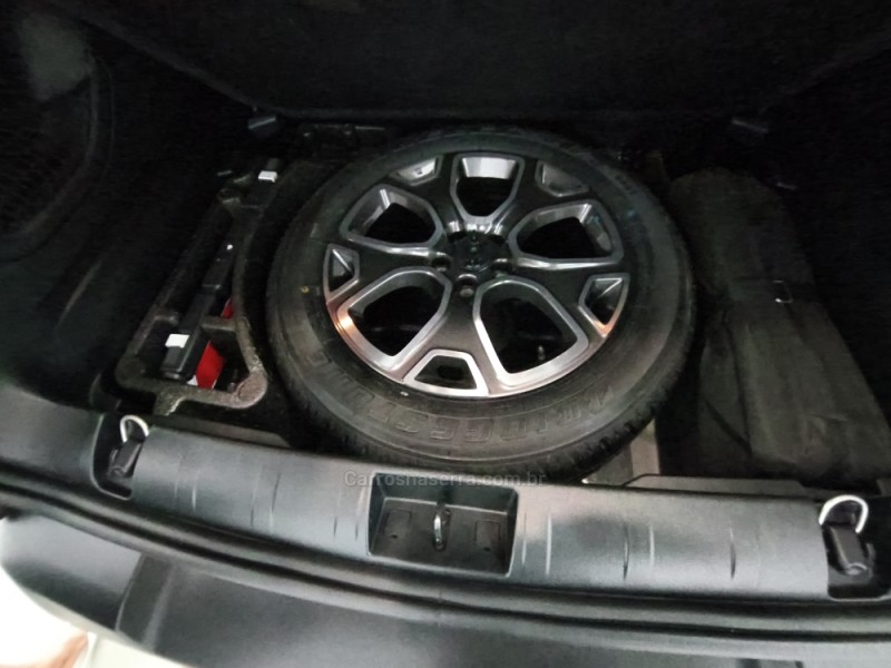 RENEGADE 2.0 16V TURBO DIESEL LONGITUDE 4P 4X4 AUTOMÁTICO - 2018 - ANTôNIO PRADO