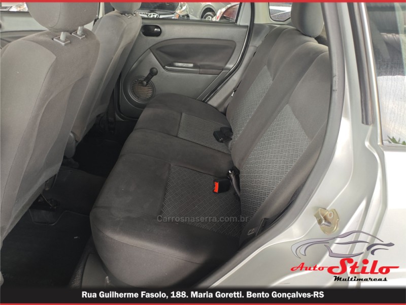 FIESTA 1.0 MPI PERSONNALLITÉ SEDAN 8V GASOLINA 4P MANUAL - 2006 - BENTO GONçALVES
