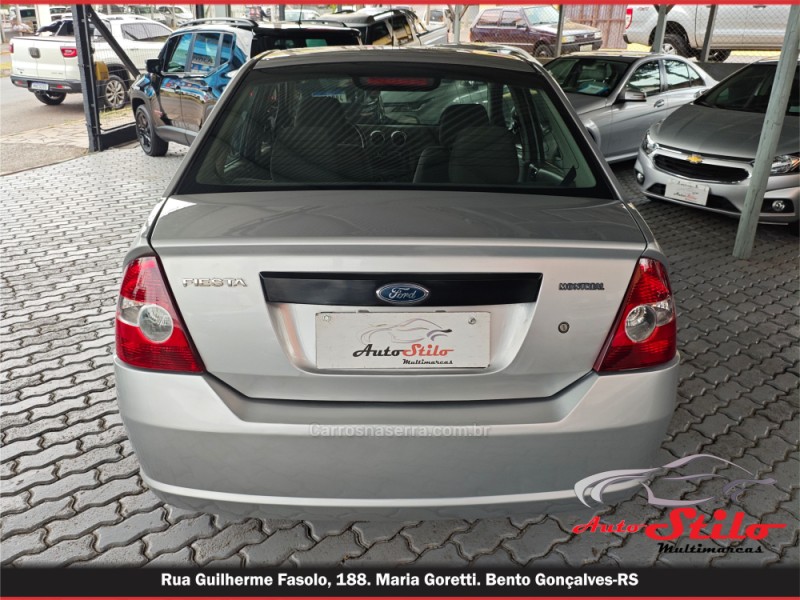 FIESTA 1.0 MPI PERSONNALLITÉ SEDAN 8V GASOLINA 4P MANUAL - 2006 - BENTO GONçALVES