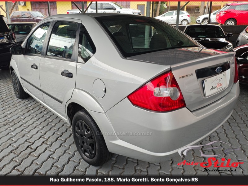 FIESTA 1.0 MPI PERSONNALLITÉ SEDAN 8V GASOLINA 4P MANUAL - 2006 - BENTO GONçALVES