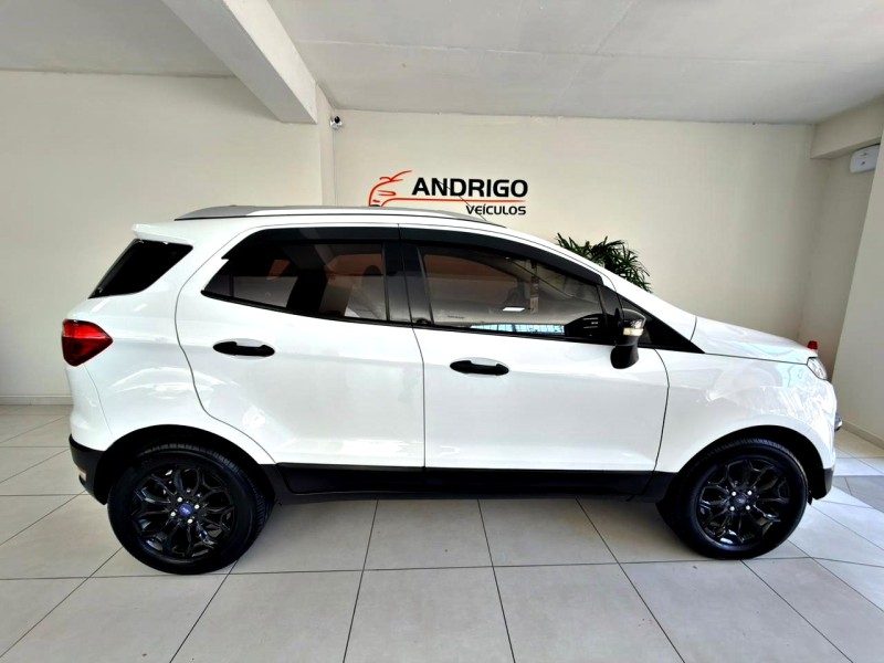 ECOSPORT 1.6 FREESTYLE 8V FLEX 4P MANUAL - 2014 - CAXIAS DO SUL