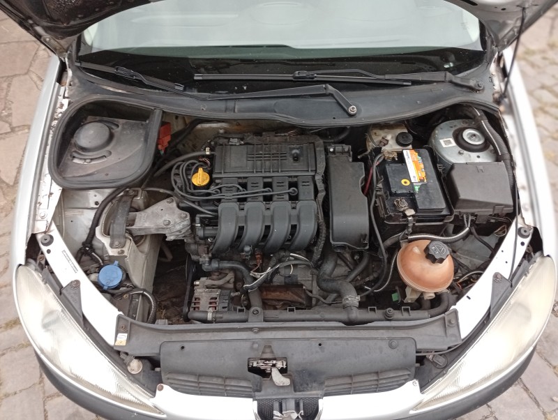 206 1.0 SELECTION 16V GASOLINA 4P MANUAL - 2001 - CAXIAS DO SUL