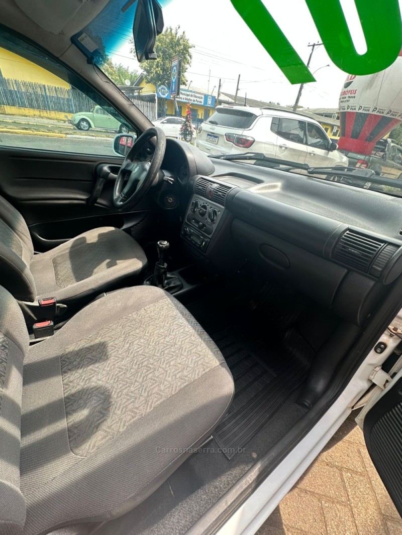 CLASSIC 1.0 MPFI SPIRIT 8V FLEX 4P MANUAL - 2007 - PAROBé