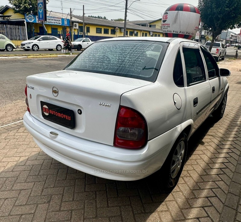 CLASSIC 1.0 MPFI SPIRIT 8V FLEX 4P MANUAL - 2007 - PAROBé