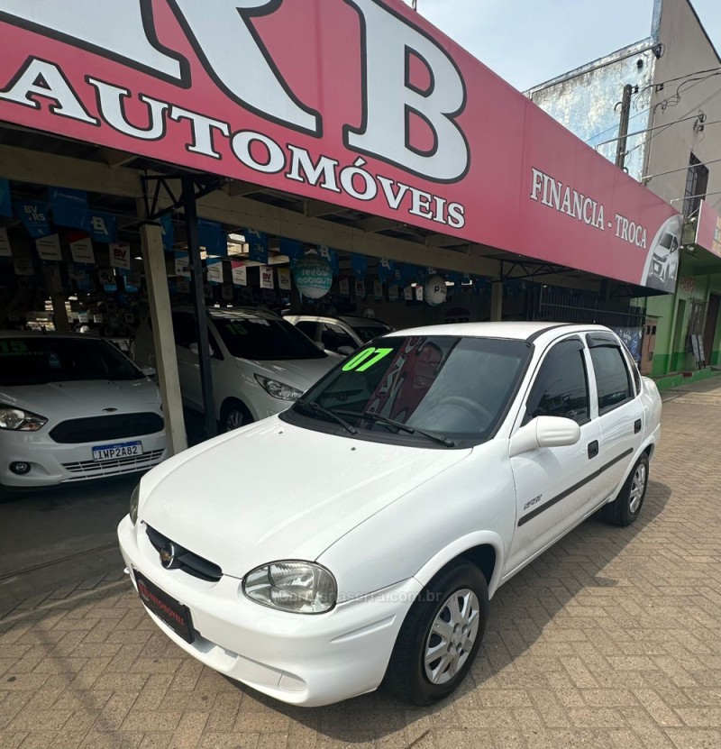 CLASSIC 1.0 MPFI SPIRIT 8V FLEX 4P MANUAL - 2007 - PAROBé