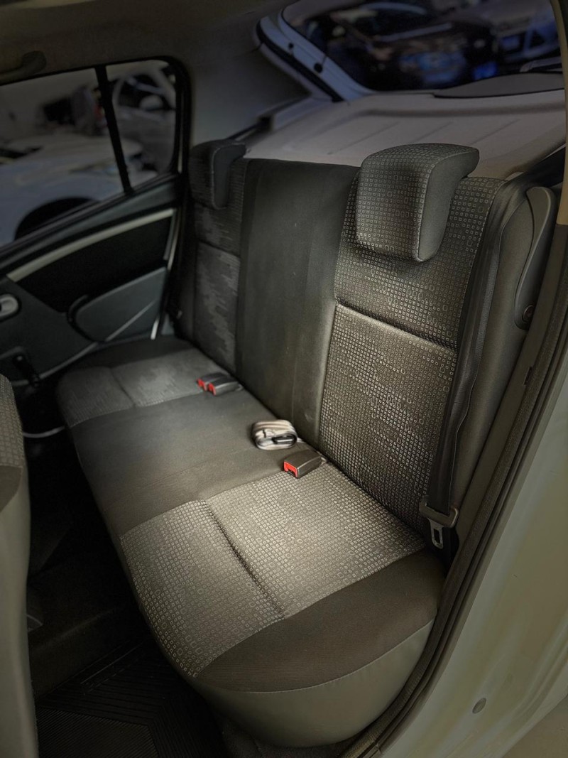 SANDERO 1.0 EXPRESSION 16V FLEX 4P MANUAL - 2011 - CAXIAS DO SUL