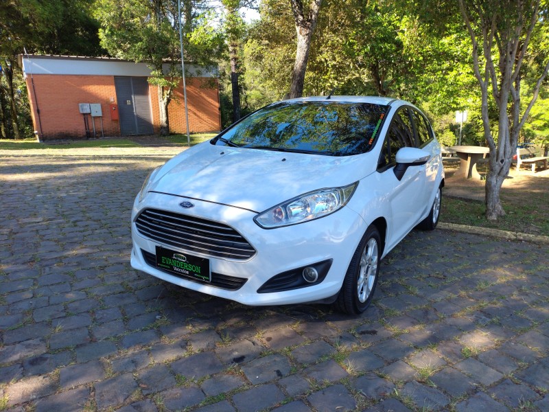 FIESTA 1.6 SE HATCH 16V FLEX 4P MANUAL