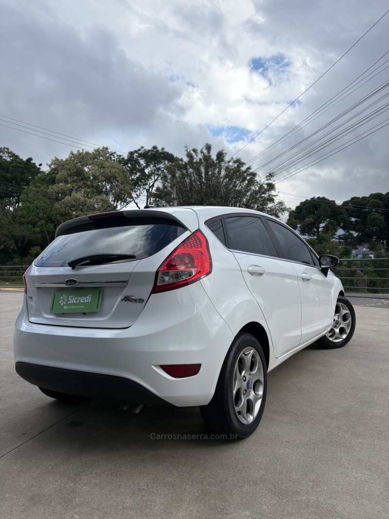 FIESTA 1.6 SE HATCH PLUS 16V FLEX 4P MANUAL - 2012 - GARIBALDI