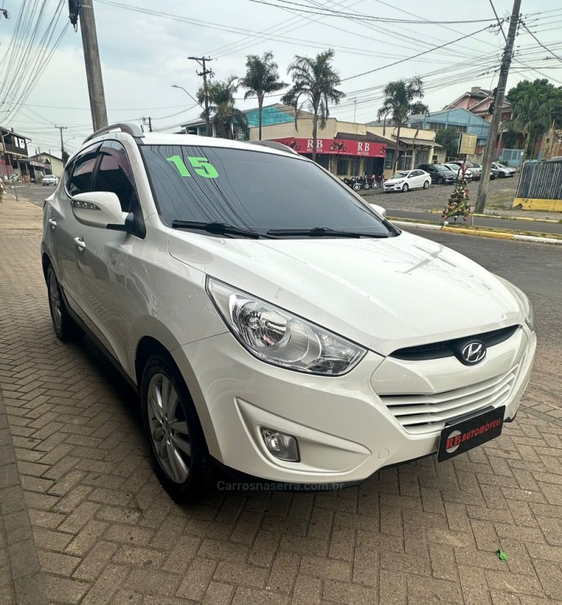 IX35 2.0 MPFI GLS 4X2 16V GASOLINA 4P AUTOMÁTICO - 2015 - PAROBé