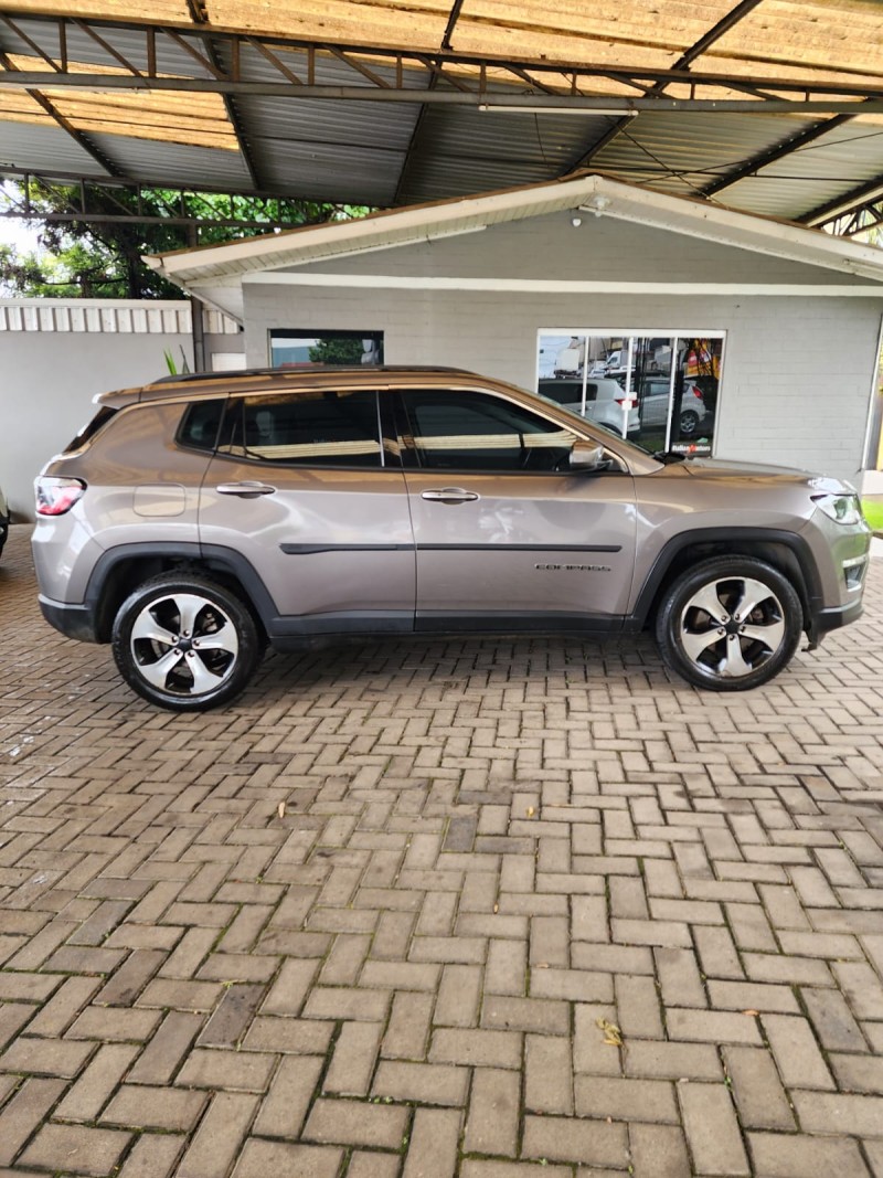 COMPASS 2.0 16V FLEX LONGITUDE AUTOMÁTICO - 2017 - CAXIAS DO SUL